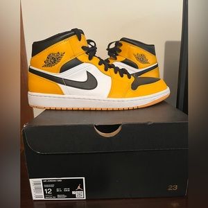 Air Jordan 1 Mid - Taxi